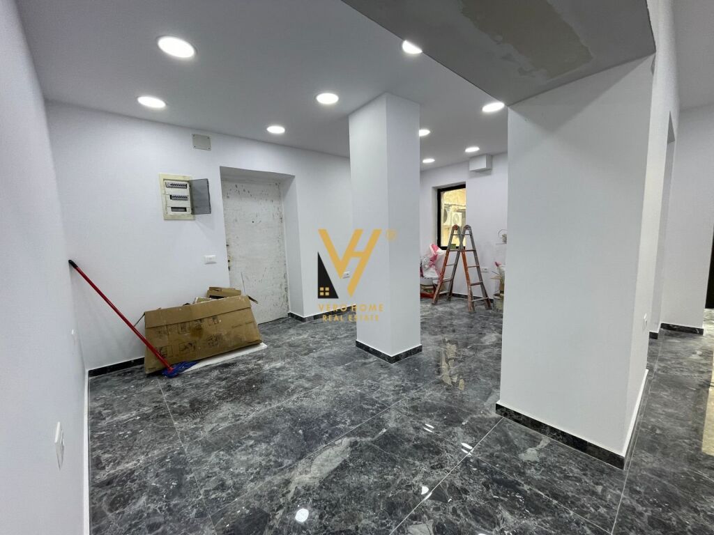Loja à venda no cruzamento da rua kosovareve 70 metros quadrados