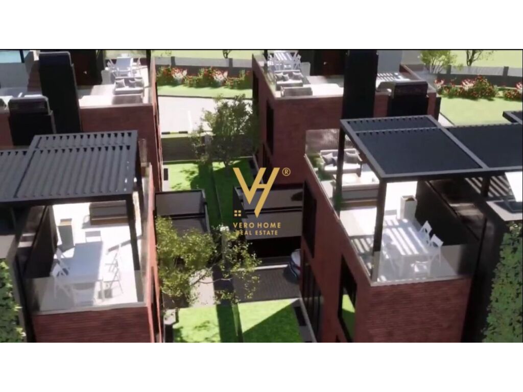 Villa in vendita con due piani alla residenza ‘roses’ 315 m²