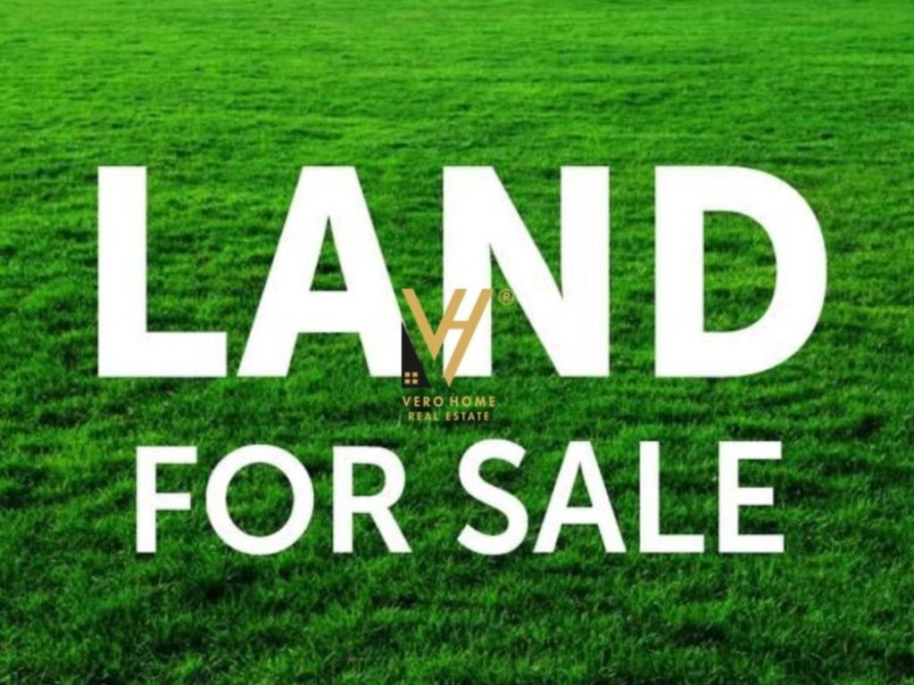Land for sale near american villas 865 m²
