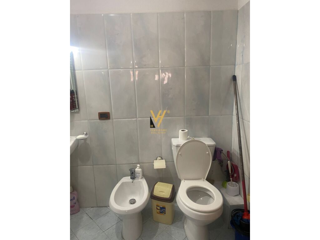 Apartamento en venta 2+1+2 en kodra e diellit, 110 metros cuadrados