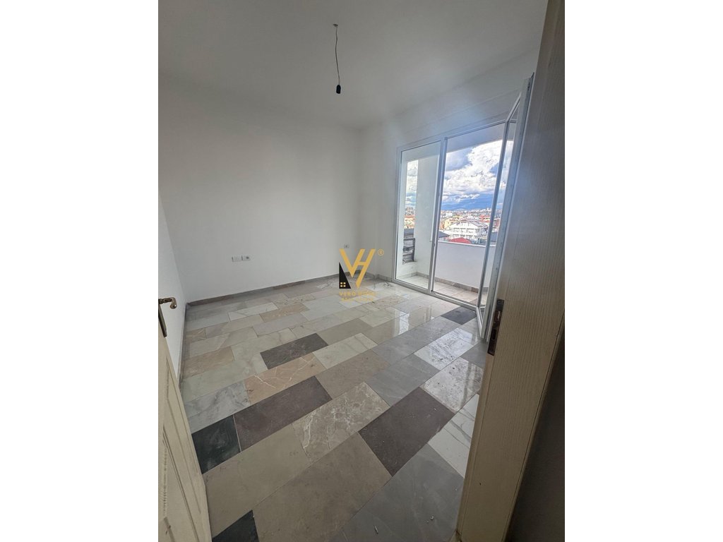Apartamento 2+1 à venda perto de casa italia, 96 metros quadrados