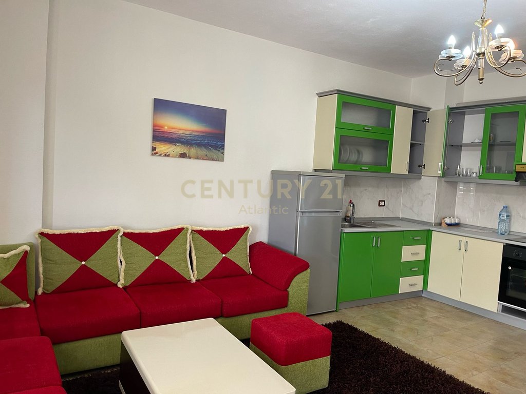 Apartamento 1+1 à venda em Mali i Robit!