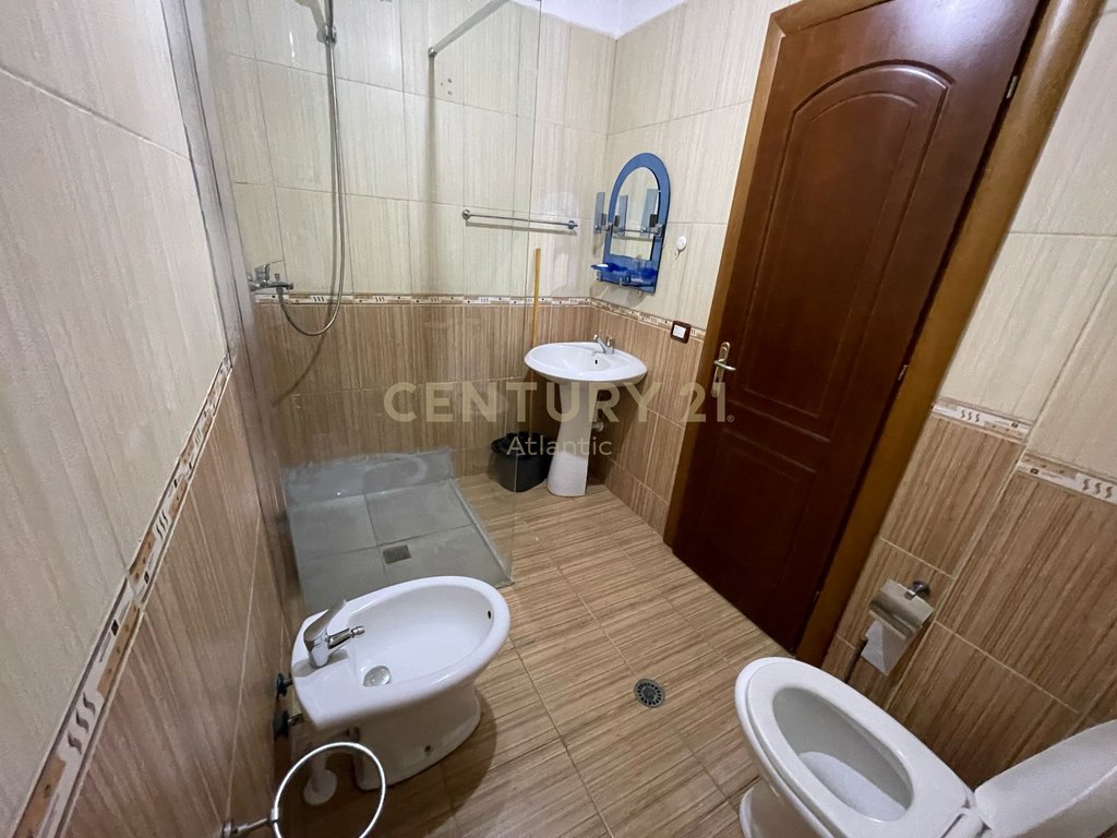 Apartamento 1+1 à venda em Mali i Robit!