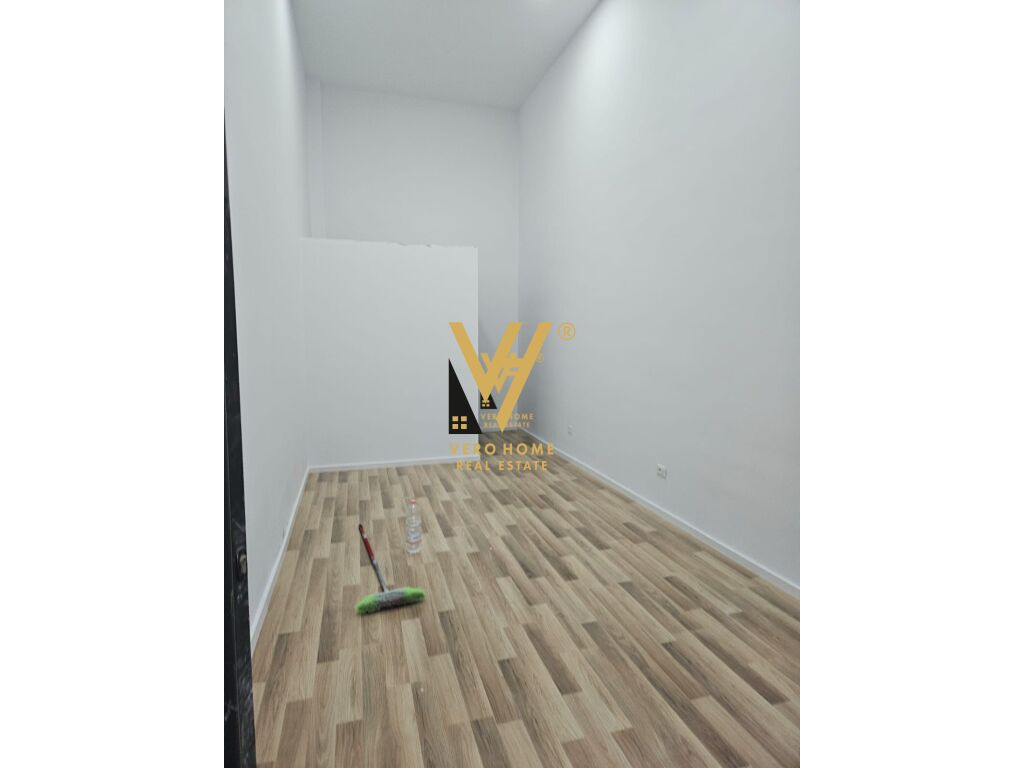 Geschäft zu verkaufen in kosovareve straße 105 m²