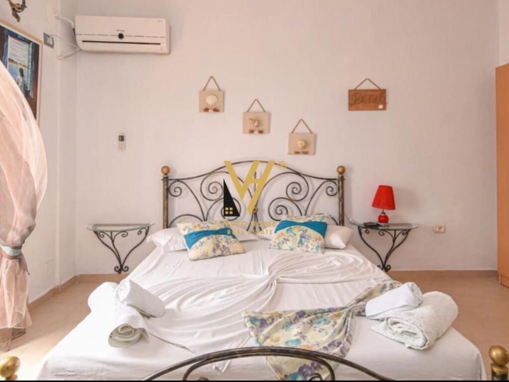 Hotel en venta en dhermi 1500 metros cuadrados
