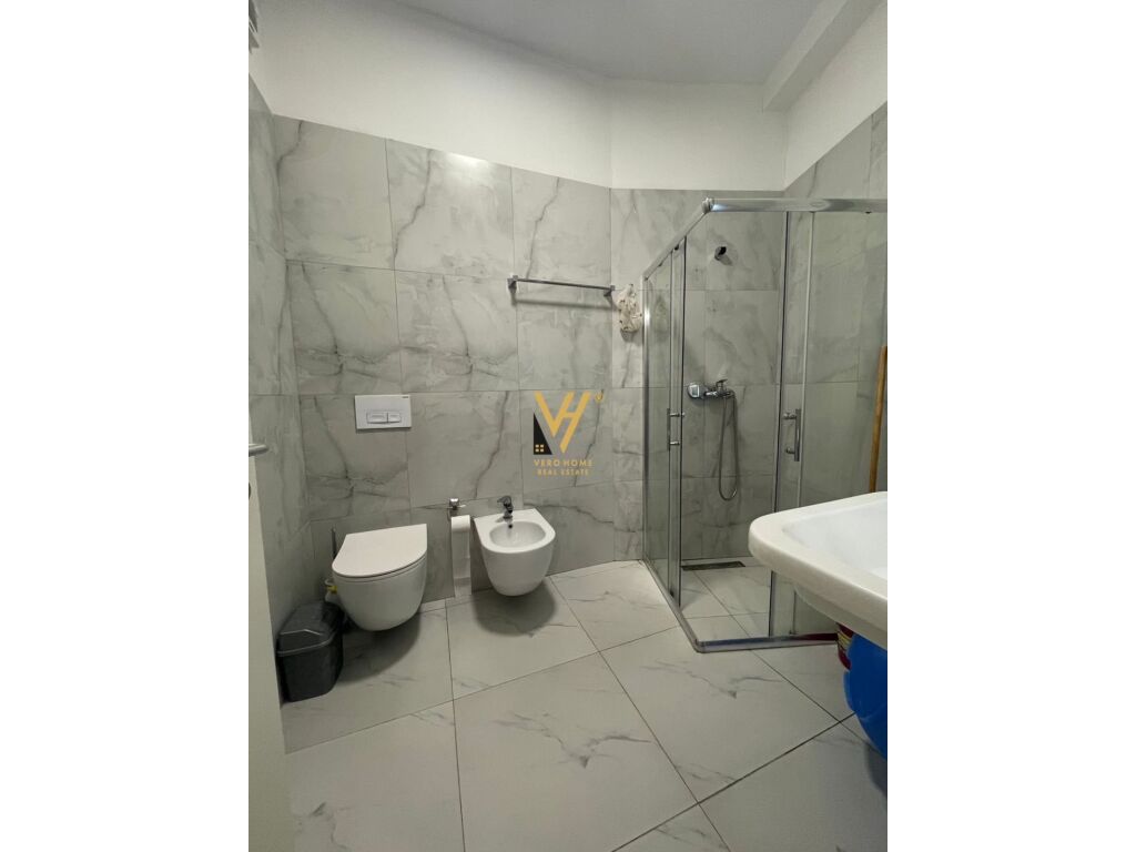 Appartamento in vendita 2+1+2 al kompleksi magnet 89 m²