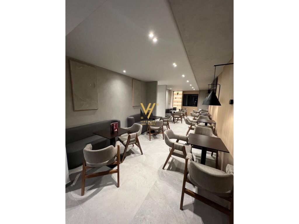 Bar-lounge à vendre à Ali Demi 150 mètres carrés