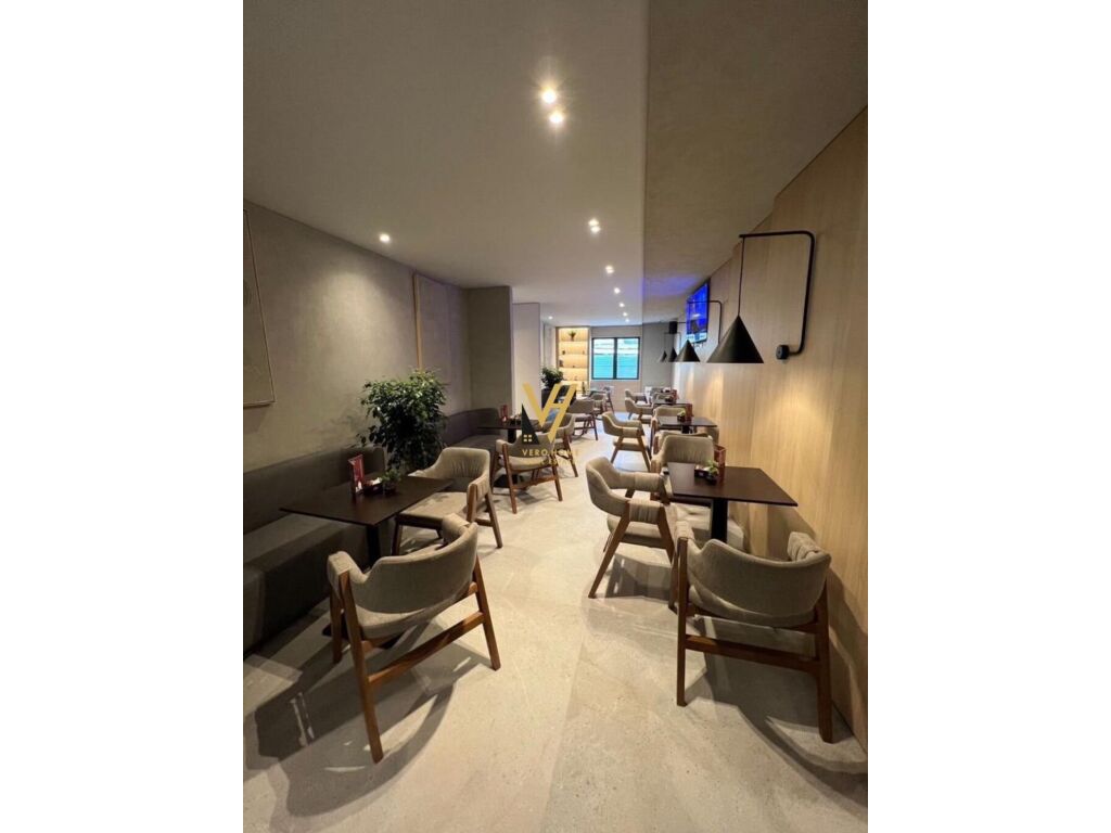 Bar-lounge à vendre à Ali Demi 150 mètres carrés