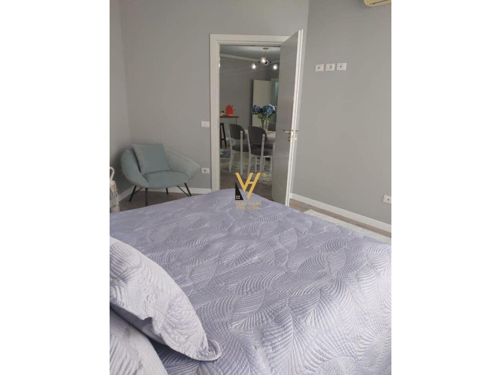 Apartment for sale 2+1+2 in Yzberisht, blv migjeni 101 m²