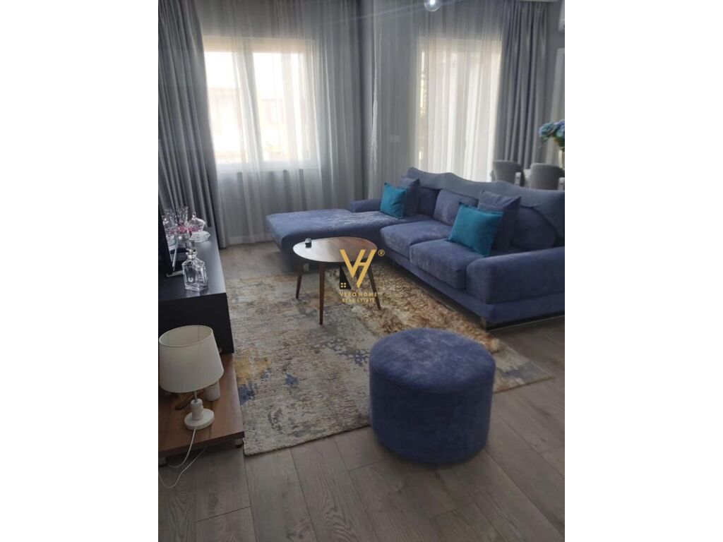 Apartment for sale 2+1+2 in Yzberisht, blv migjeni 101 m²