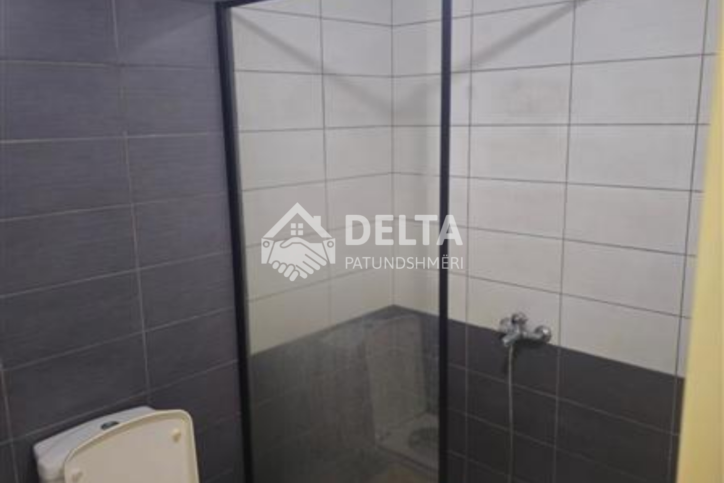 Banesë me qira te Bregu i Diellit (8)