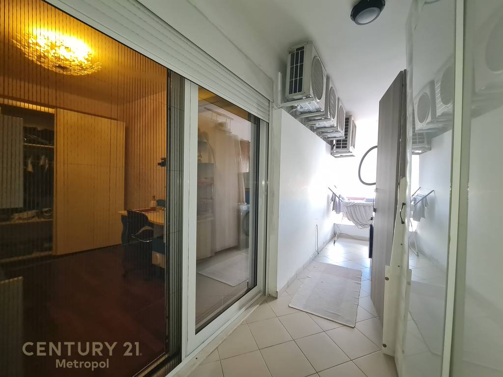 Apartamento à venda 3+1+2 próximo à extensão da rua dielli!
