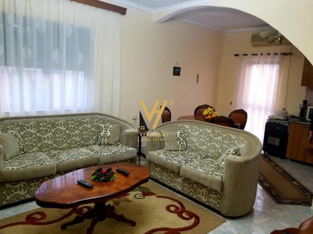Villa a due piani in vendita a selite 400 m²