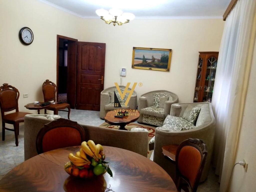 Villa a due piani in vendita a selite 400 m²