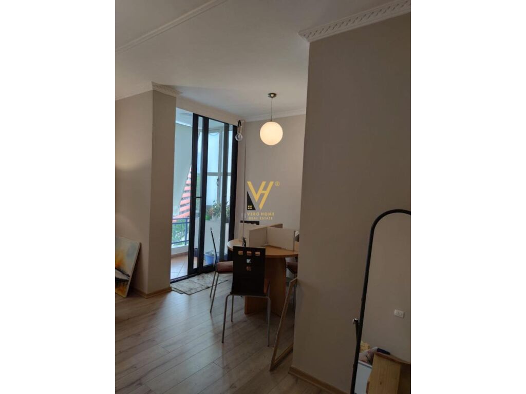 Apartamento 2+1+2 para alugar na rruga e kosovareve, 120 metros quadrados