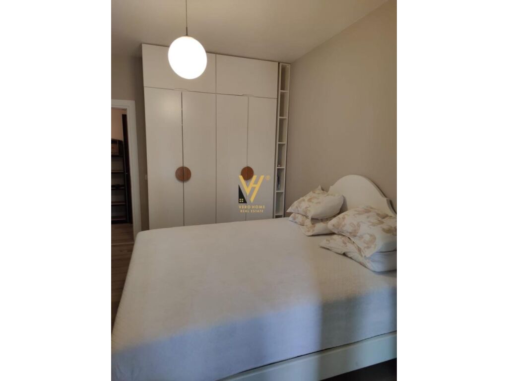 Apartamento 2+1+2 para alugar na rruga e kosovareve, 120 metros quadrados