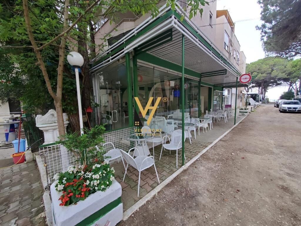 À venda bar-restaurante em pishat e buta, gjiri i lalezit 144 metros quadrados
