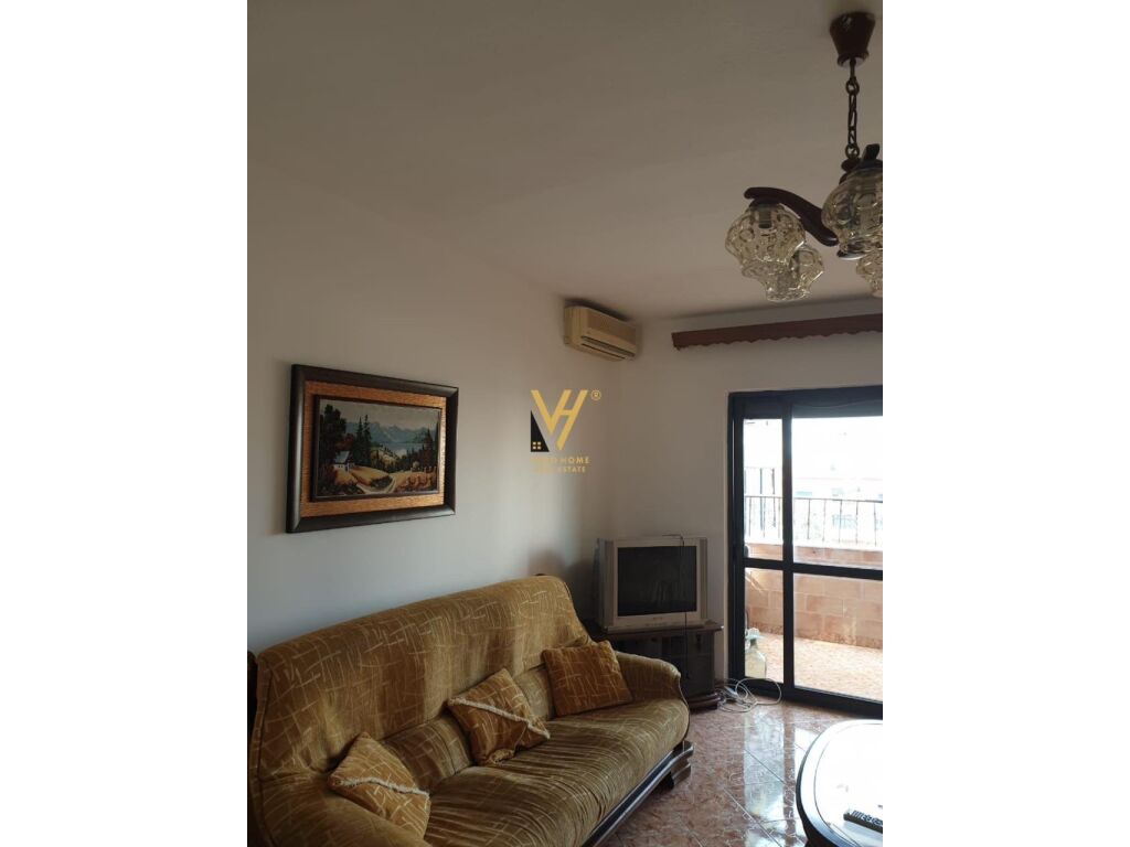 Apartamento 2+1+2 en venta en edificio con ascensor 110 metros cuadrados