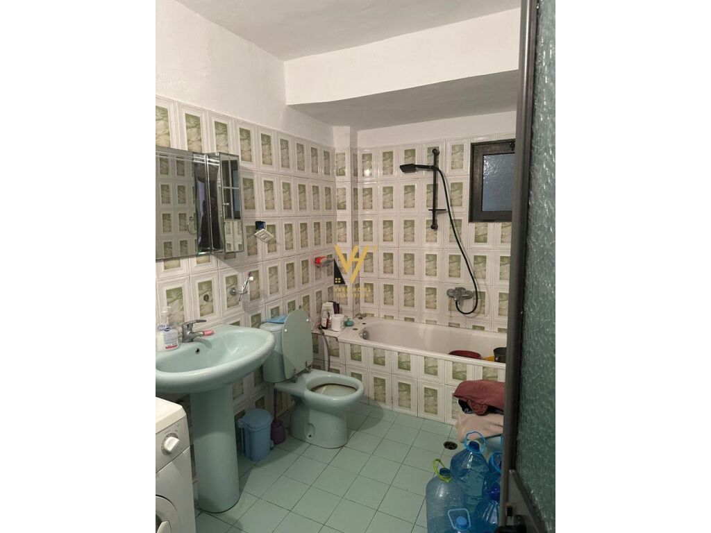 Apartamento 2+1 à venda perto do antigo restaurante durresi, 81 metros quadrados (6)
