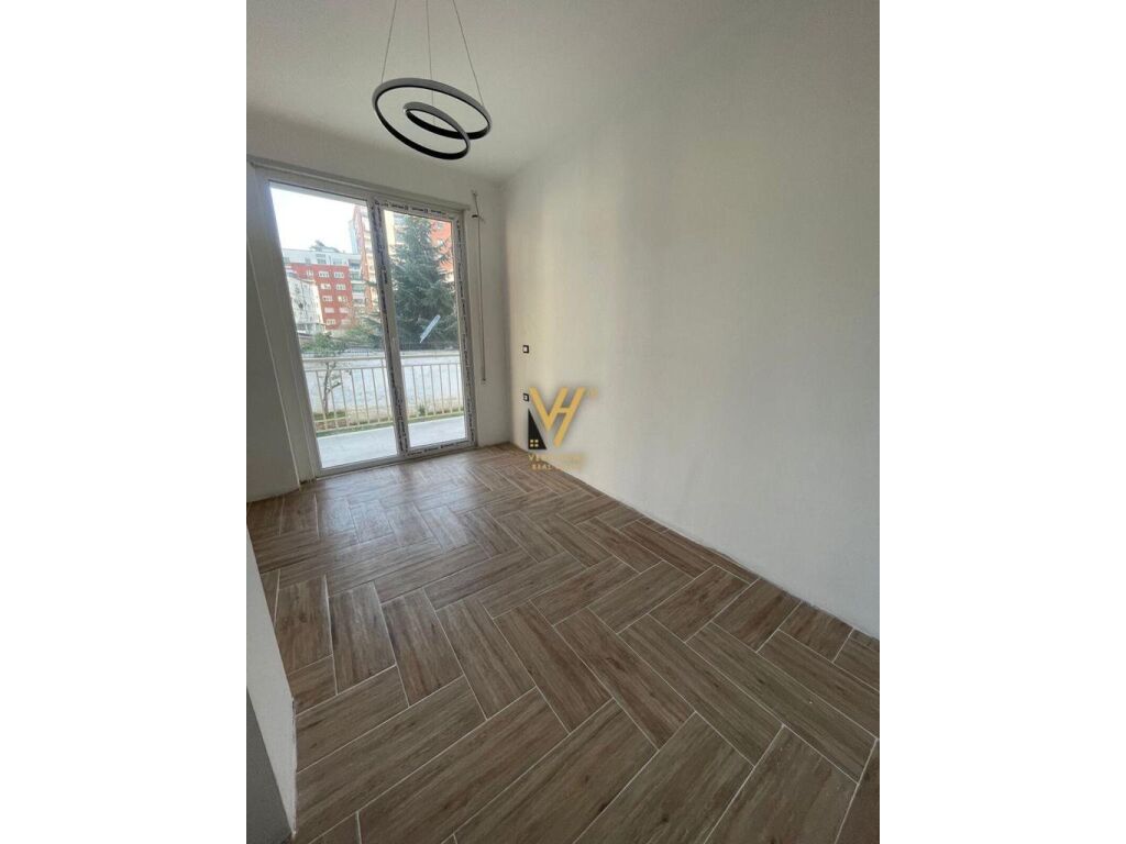 Apartment for sale on barrikadave street 110 m²