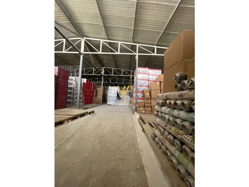 Magazine for rent 1,200 m² in paskuqan