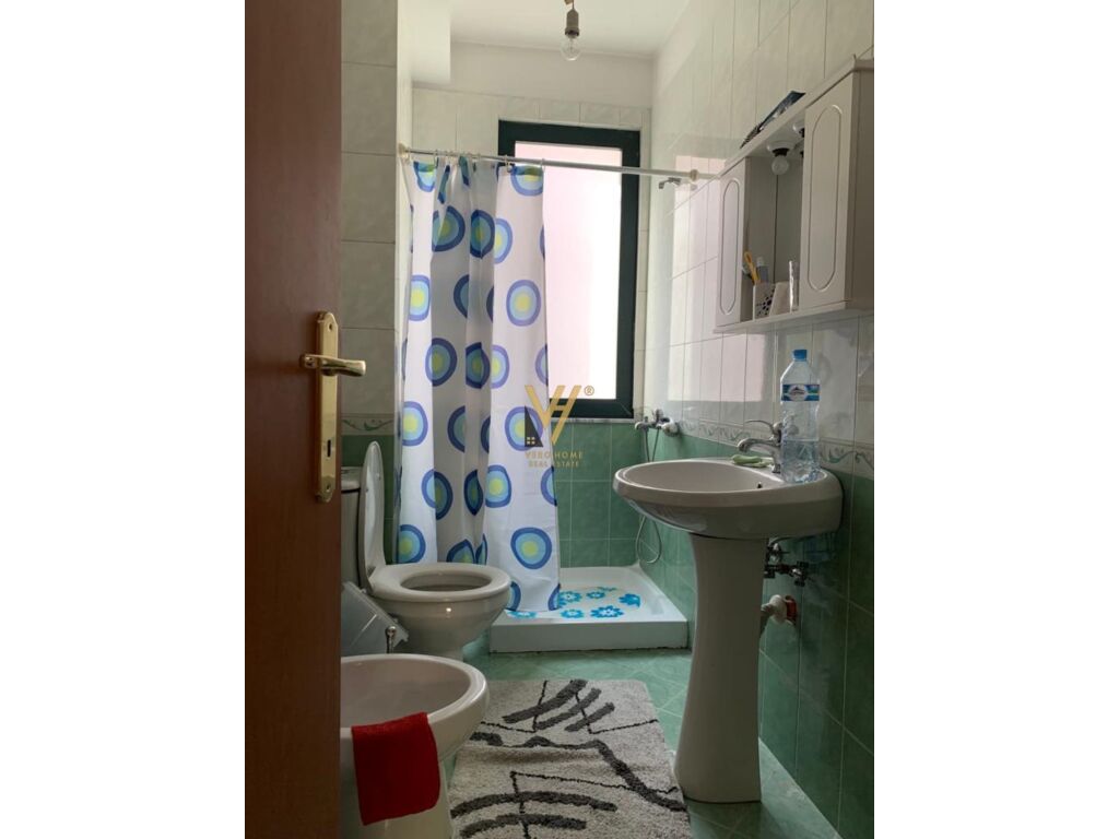 Appartement 2+1+2 à vendre à pallate cabej 117 mètres carrés