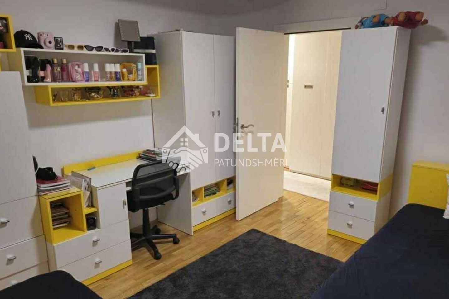Duplex me qira në lagjen e spitalit