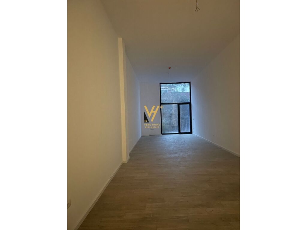 Ambiente comercial para alugar na rruga mine peza, 971 m²
