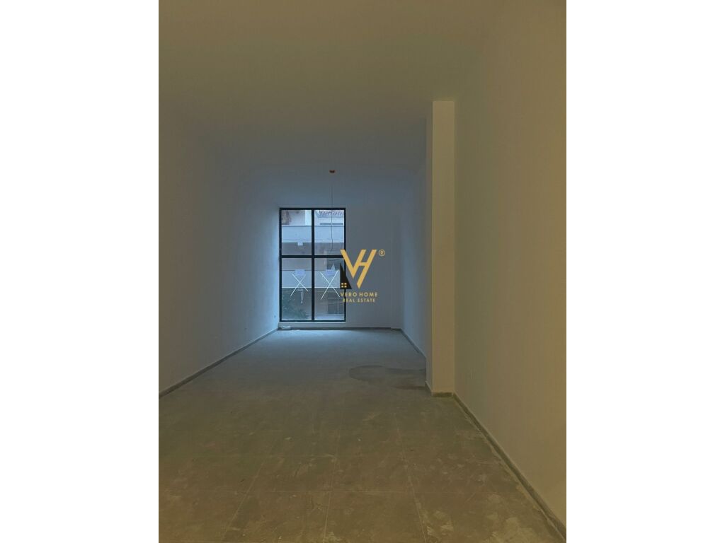 Ambiente comercial para alugar na rruga mine peza, 971 m²