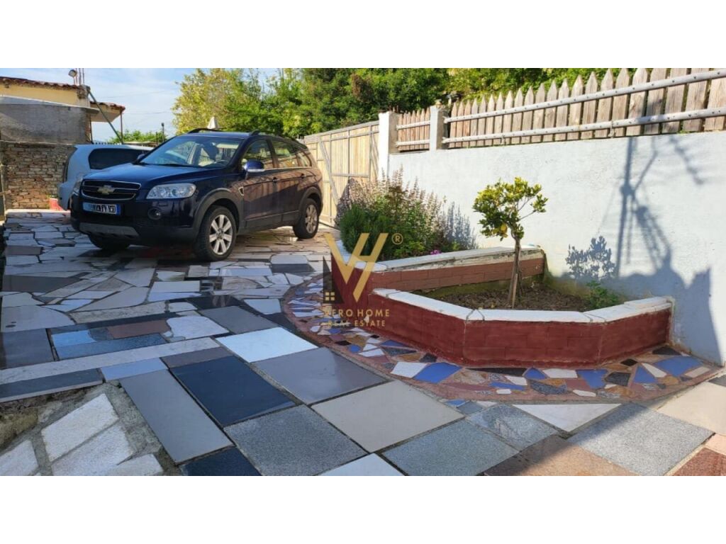 Villa for sale with two floors in Yzberisht 300 m²