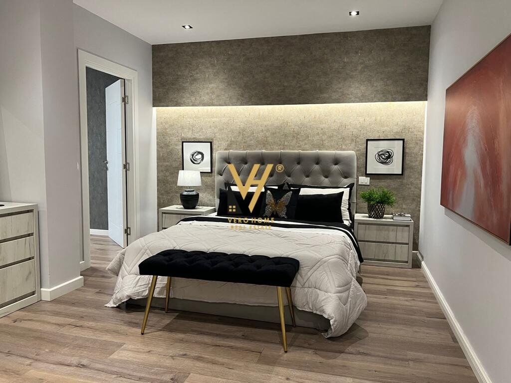 Shitet apartament 2+1 prane kompleksit nobis 110 metra katror