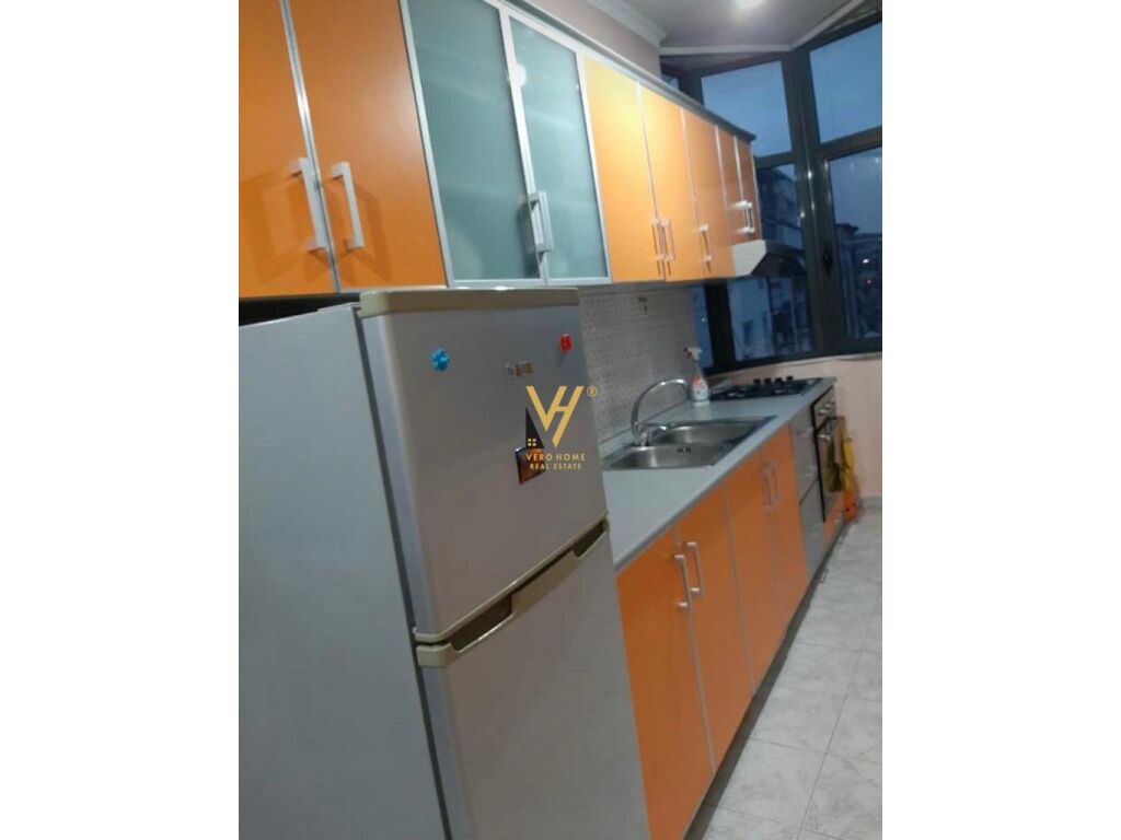 Apartamento 2+1 en alquiler en edificio con ascensor 90 m²
