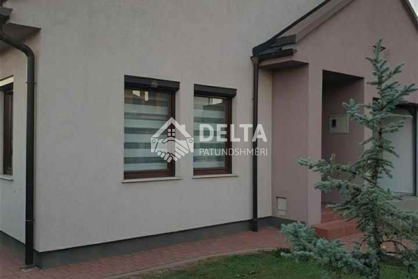 House for sale in Veternik