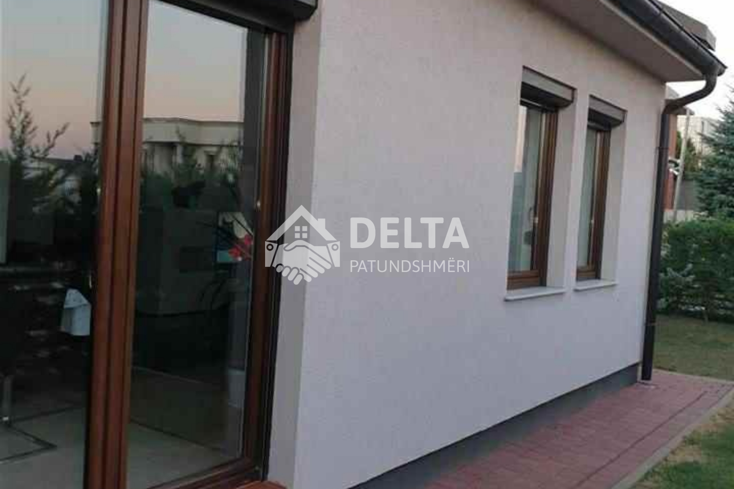 House for sale in Veternik