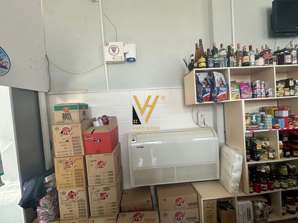 Geschäft zu verkaufen an der rruga e dibres, 68 m²