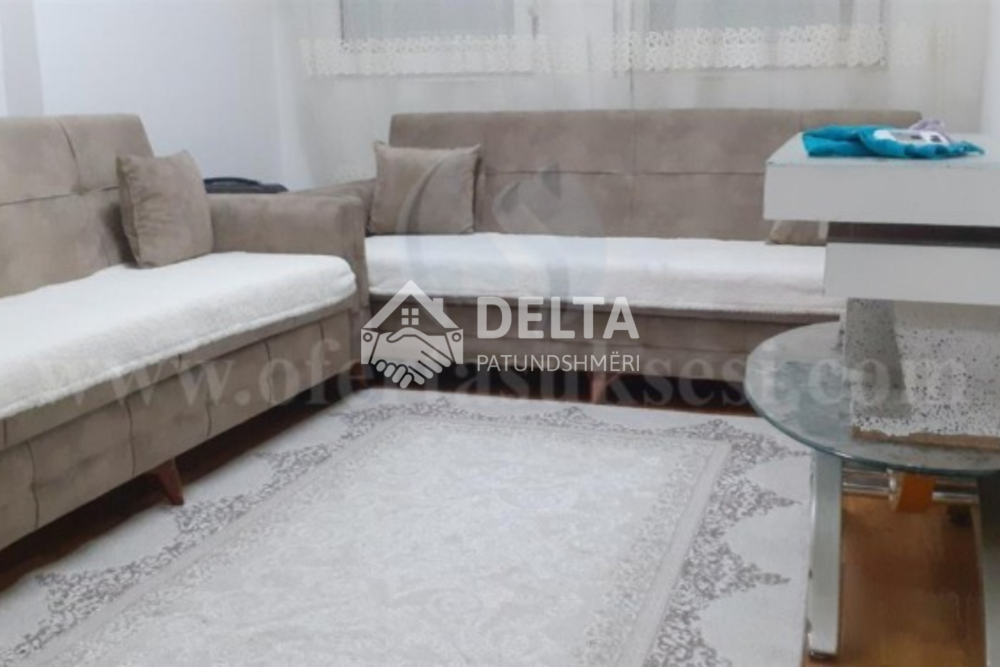 Banesë me qira në Tophane (4)