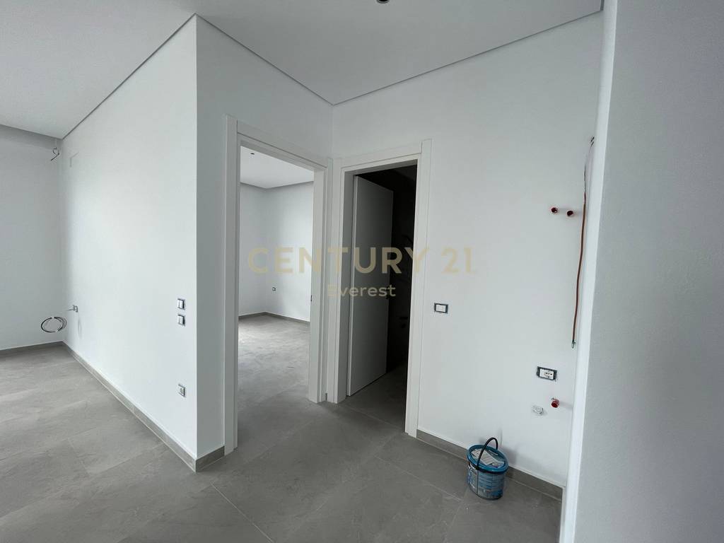 Saranda, 2+1 wohnung mit meerblick in der nähe der regierungsvilla (6)
