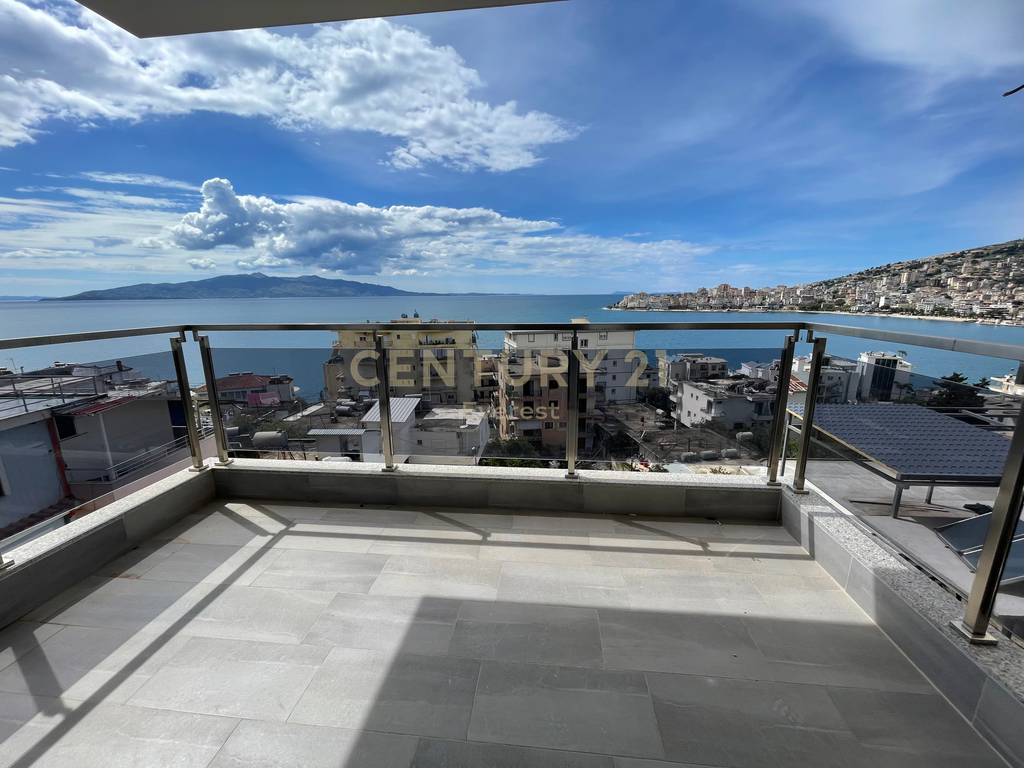 Saranda, 2+1+2 wohnung mit meerblick in der nähe der regierungsvilla (2)