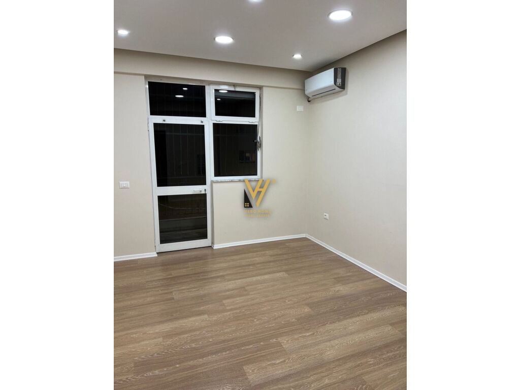 Shitet apartament 3+1 te sheshi willson 90 metra katror