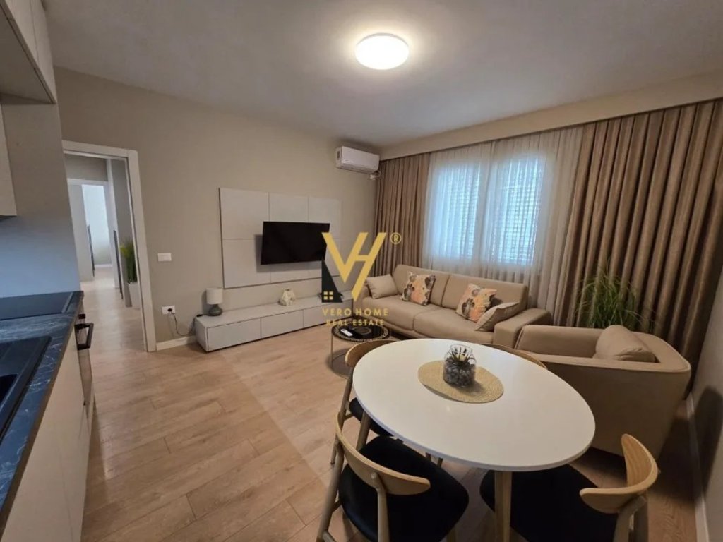 Apartment for rent 3+1+2 on stavri themeli street 130 m²