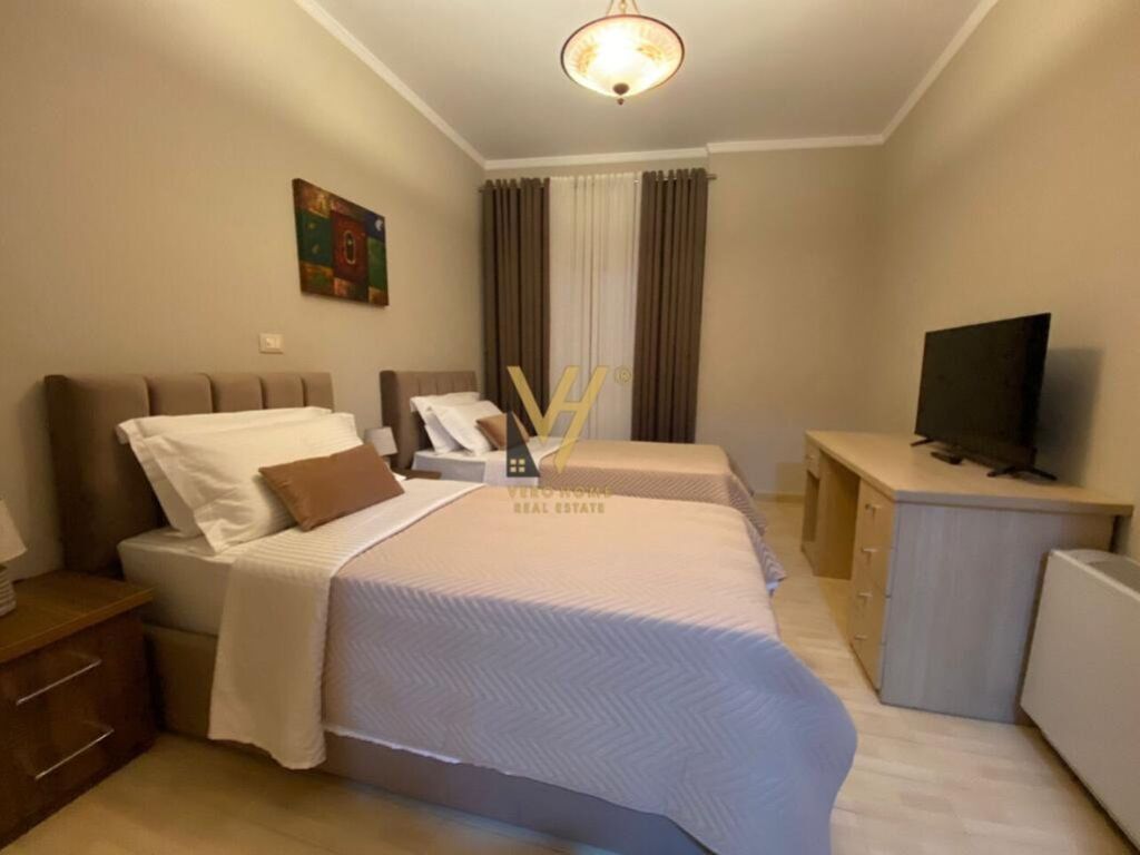 Appartement à vendre 3+1+2 rue des barricades 164 mètres carrés
