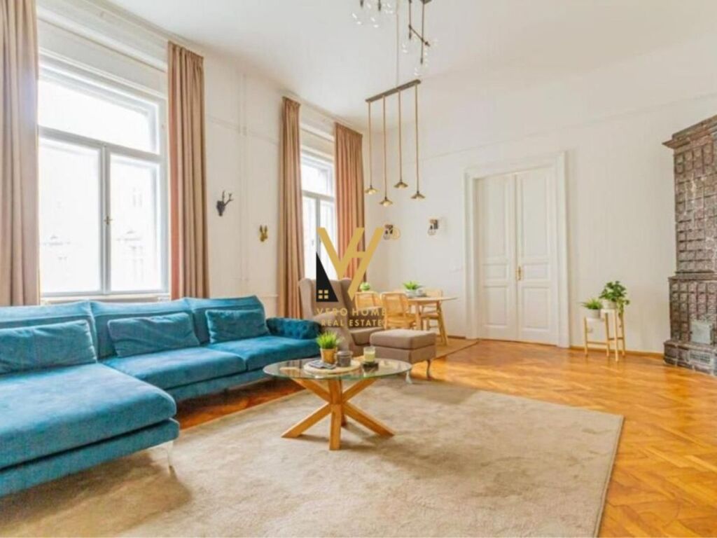 Appartement à vendre 3+1+2 rue des barricades 164 mètres carrés