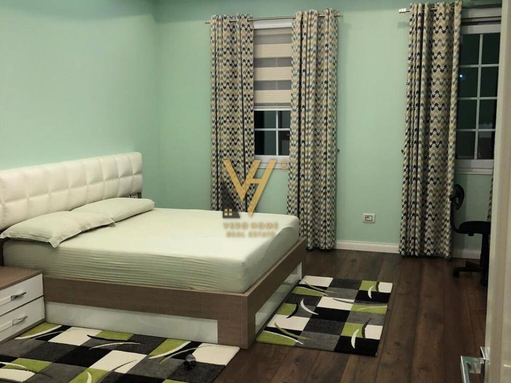 Villa in vendita 318 m² a kamez