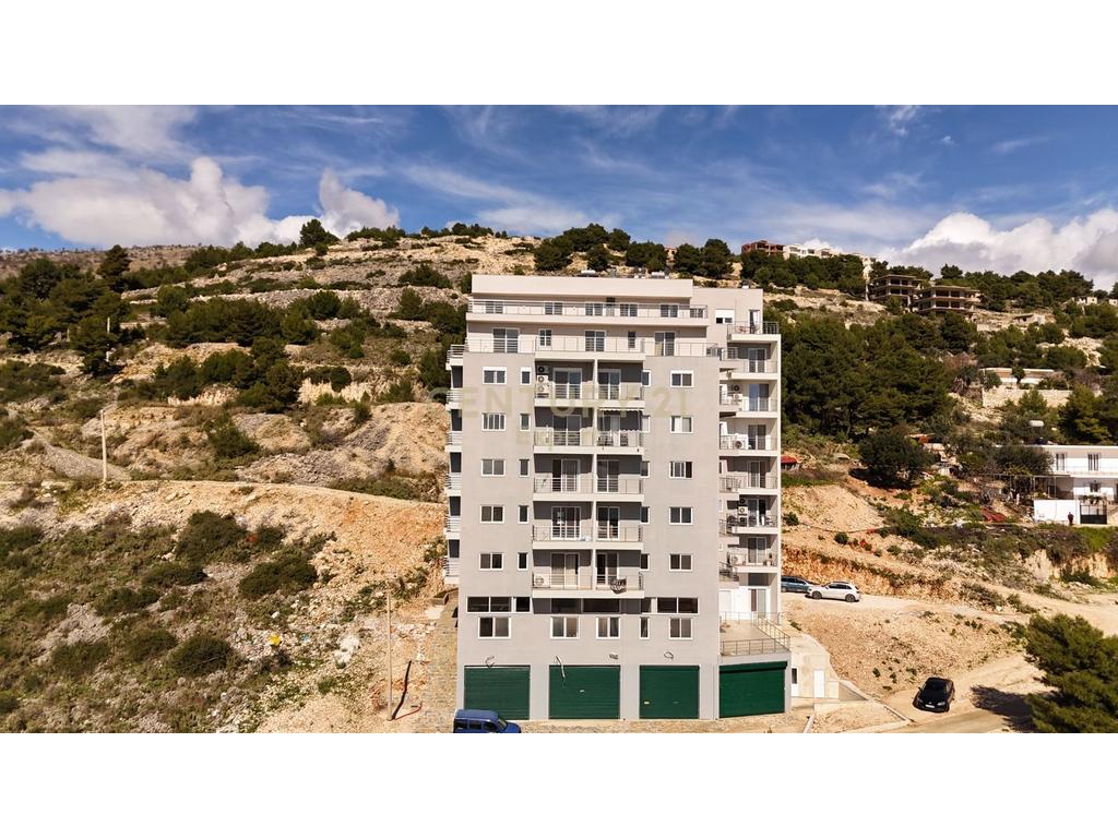 Appartement 1+1 à vendre à Saranda au marina city park!!
