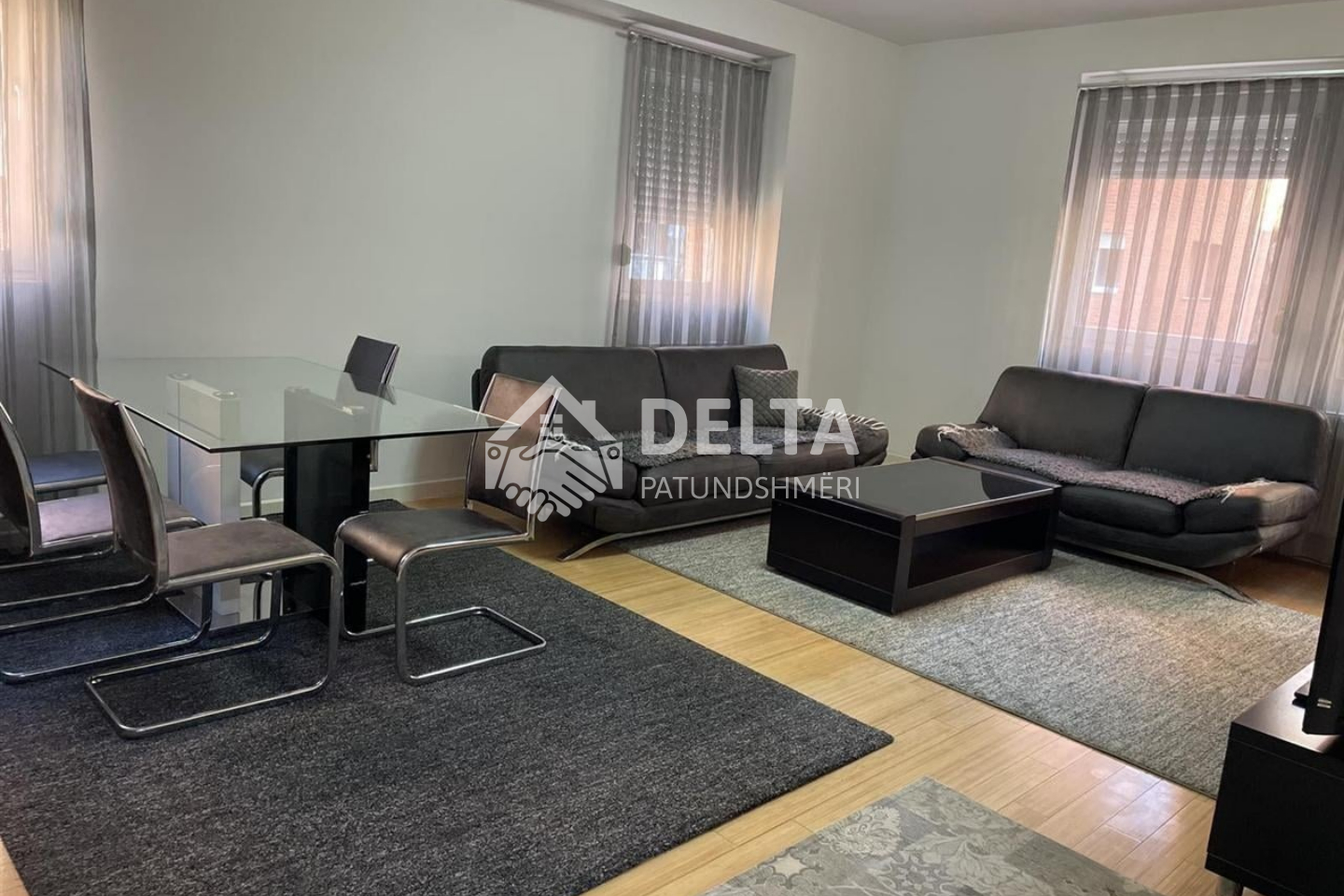 Appartement à louer sur la rue b