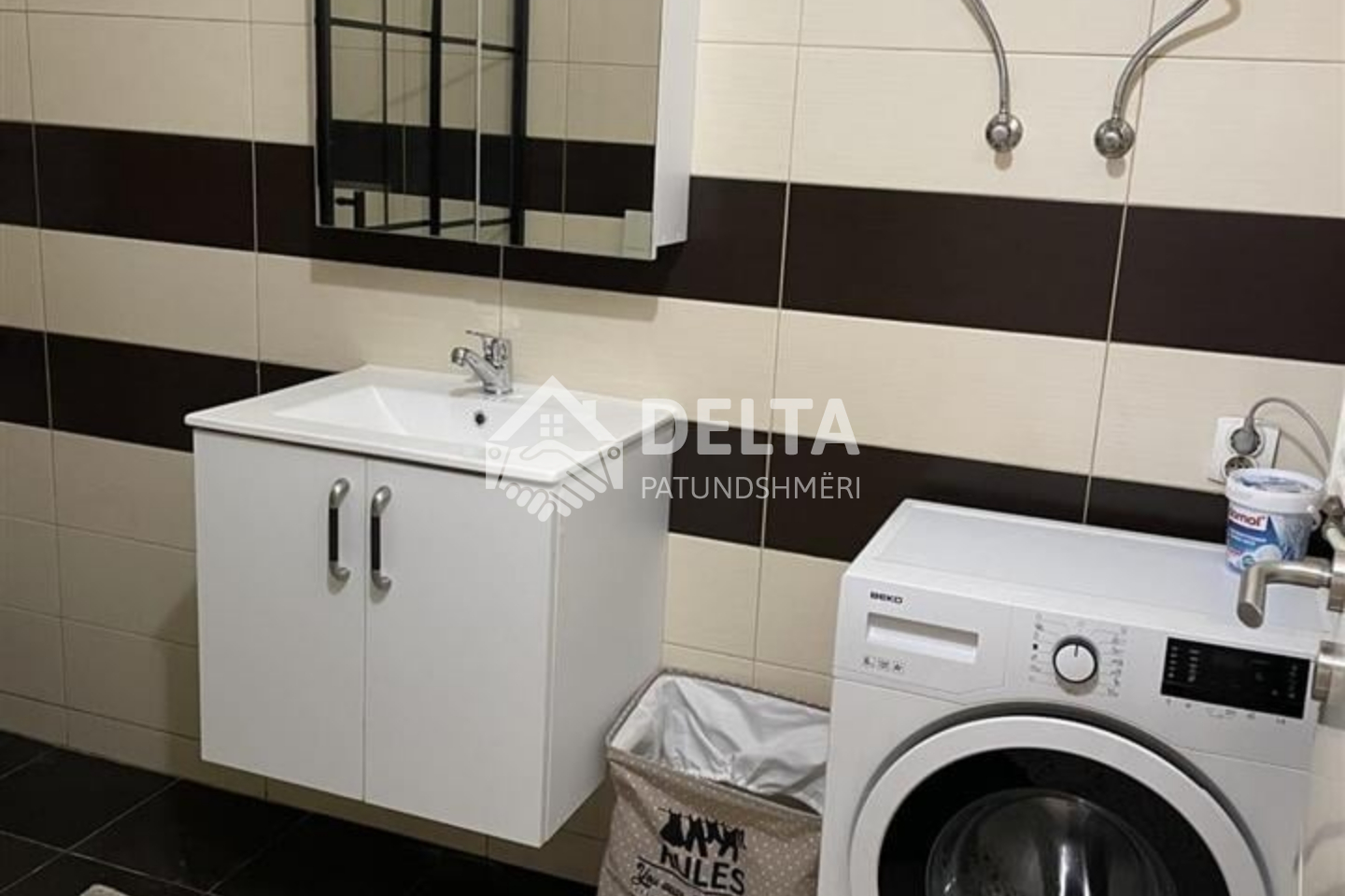 Appartement à louer sur la rue b (7)