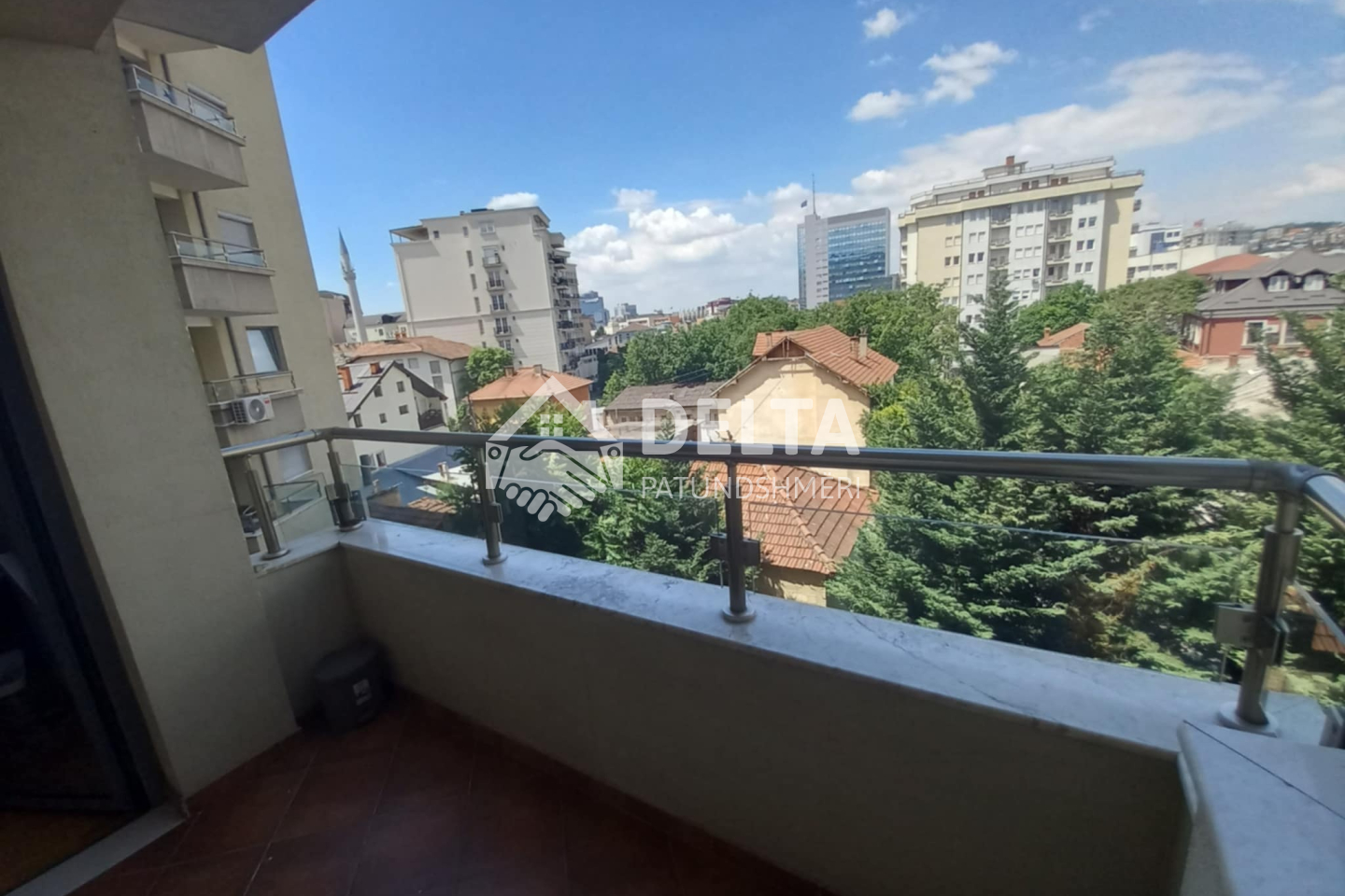 Banesë me qira në qendër (7)