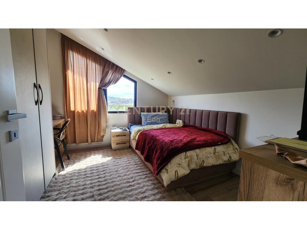 Villas de 2 andares à venda na praia de durres!