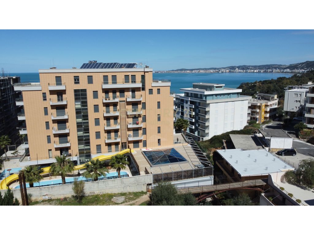 Diamond hill resort, apartment for sale