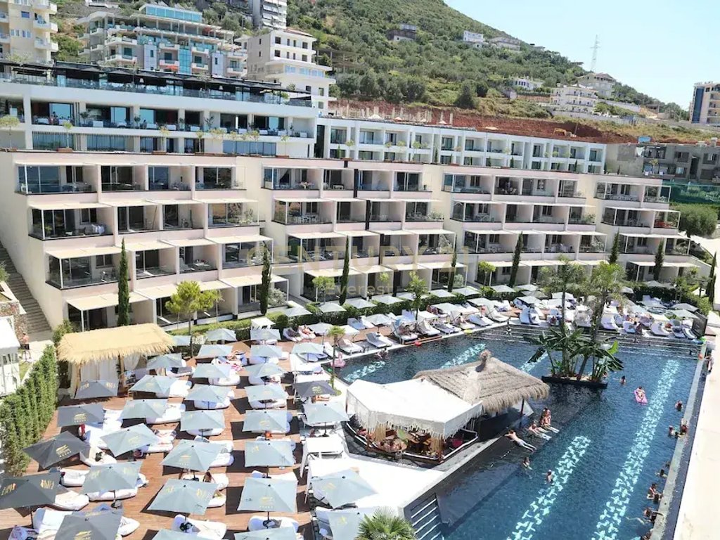 Diamond hill resort, apartment for sale